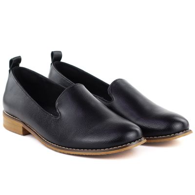 4. Ladies' soft black lords shoes Potocki 19337