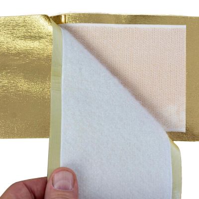 8. DOOR BOW 33x42CM GOLDEN RIBBON