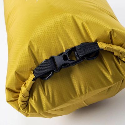 4. Elbrus Drybag Light 92800482316