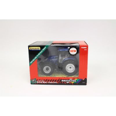 2. TOMY Britains New Holland T6.180 Blue Power 43319
