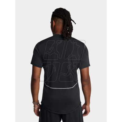 2. Under Armour T-shirt M 1379452-002