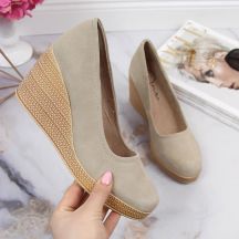 Leather pumps on the wedge Filippo W PAW339D beige