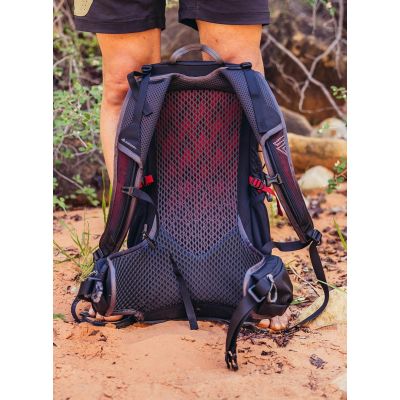 4. Gregory Zulu 20 LT Women’s Trekking Backpack – Volcanic Black