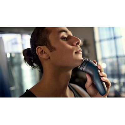 7. PHILIPS Series 1000 Shaver S1151/00
