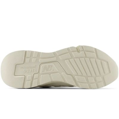 4. New Balance 997 women's sneakers suede beige (U997RME)
