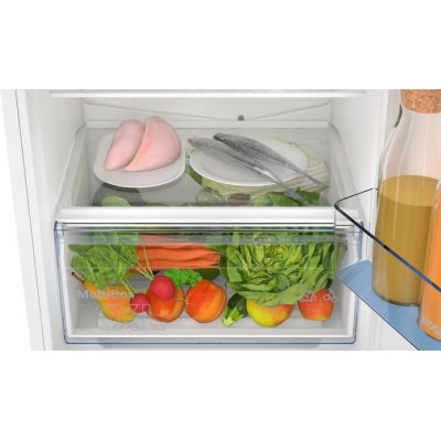 5. Built-in refrigerator BOSCH KIN96NSE0 193.5 cm high