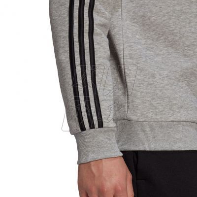 6. Adidas Essentials Sweatshirt M GK9110