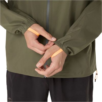 4. Asics FujiTrail Elite Waterproof Jacket 2011D265-301 Green L