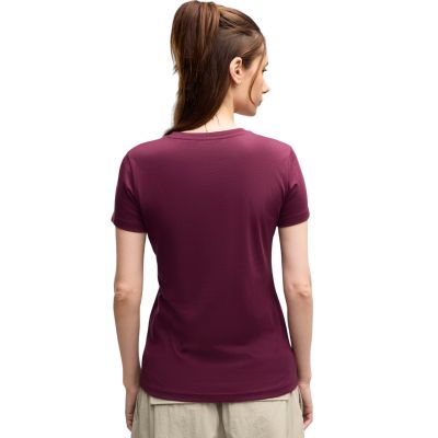 4. Puma Ess Centered Cat Logo Tee Women’s T-Shirt Burgundy 692916 24