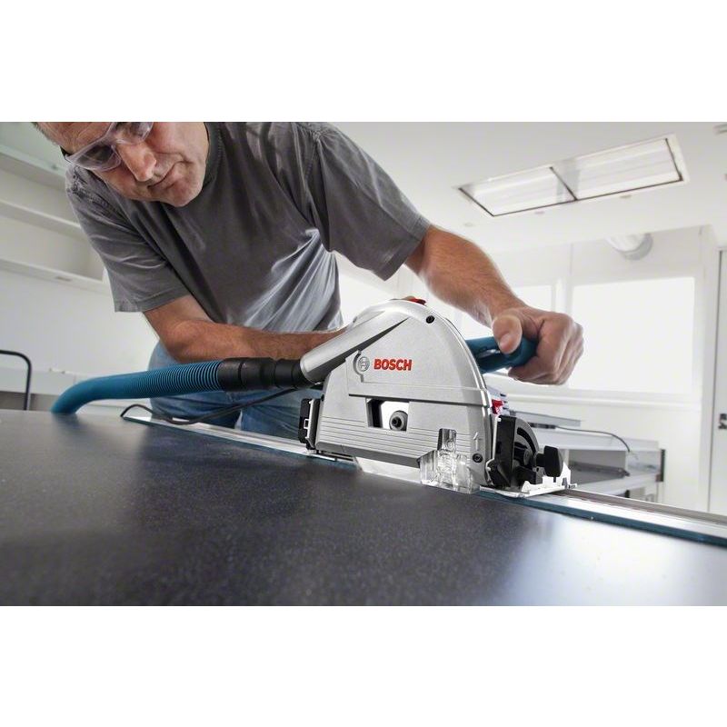 4. GKT 55 GCE 1400W BOSCH plunge-cut circular saw