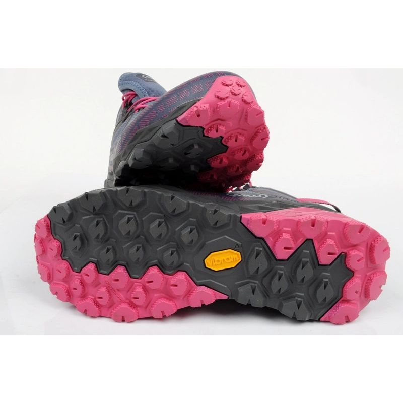 22. Aku Flyrock GTX W 697514 trekking shoes
