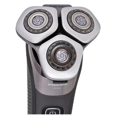 15. PHILIPS Shaver i9000 Series Shaver X9002/10