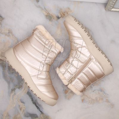 7. Waterproof patent snow boots News W EVE181E beige