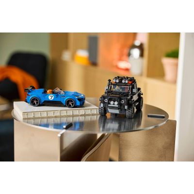 8. LEGO Speed Champions 77264 - Jaguar Project 7 and Land Rover Defender