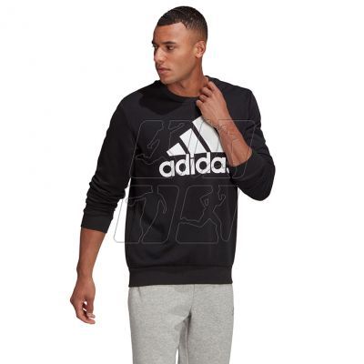 3. Adidas Essentials Sweatshirt M GK9076
