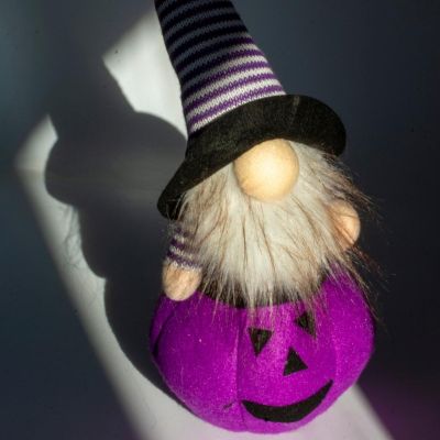 3. DECORATIVE PUMPKIN FIGURE 35CM LED HALLOWEEN PURPLE PURPLE