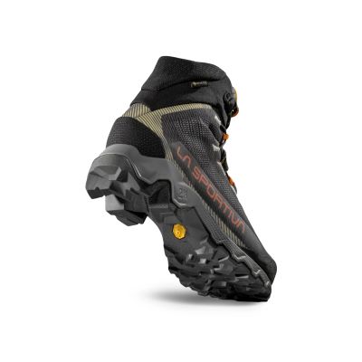 4. La Sportiva Aequilibrium Hike GTX ZFHS137G00Y02 Carbon/Papaya