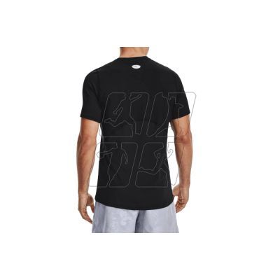 8. Under Armor Heatgear Armor Fitted Short Sleeve M 1361683-001