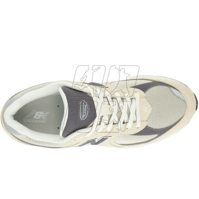 4. New Balance M2002RFA sports shoes