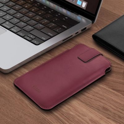4. Tech-Protect SM65 case for 6.0-6.9" smartphones - burgundy