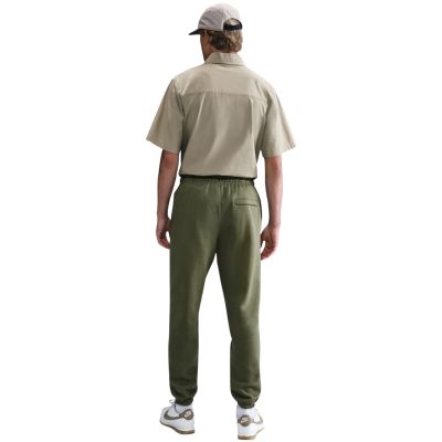 2. Nike Club Men's Pants Olive FN3808 222