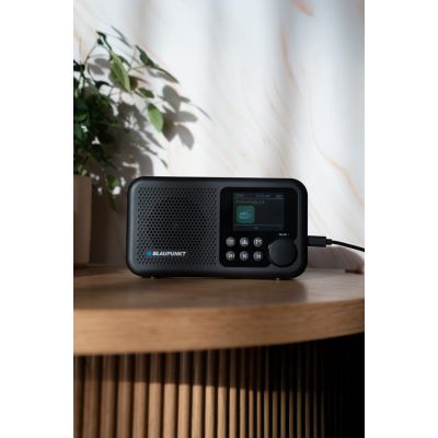 6. BLAUPUNKT DAB DR8BK portable radio, black