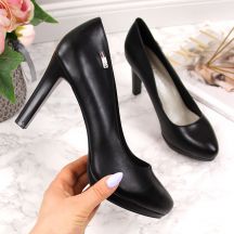 Pumps on the platform matte black W Sergio Leone