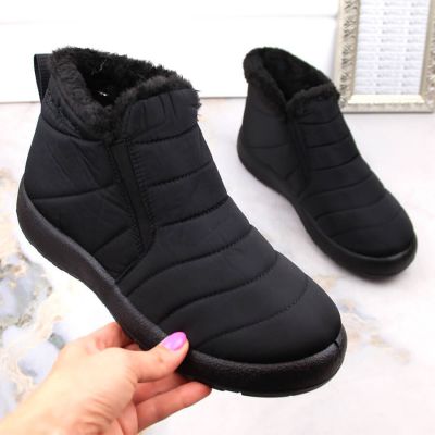 9. News W EVE438A Waterproof Slip-On Snow Boots Black
