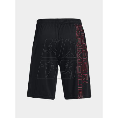 2. Under Armor M shorts 1376943-001