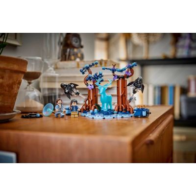 11. LEGO Harry Potter 76475 - Forbidden Forest: Expecto Patronum