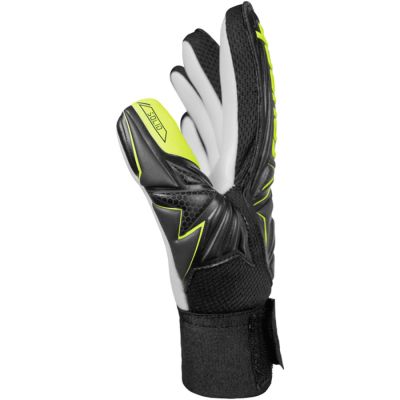 4. Reusch Attrakt Starter Solid Finger Support Junior Gloves 56 72 511 7752