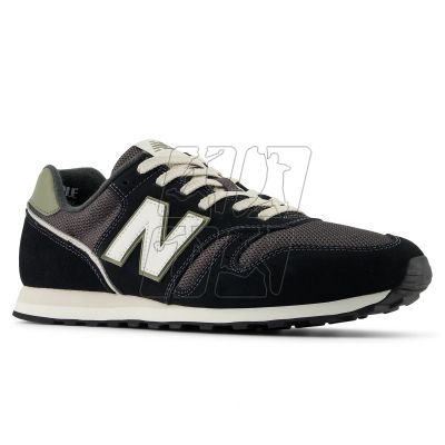 5. New Balance unisex sports shoes ML373OM2