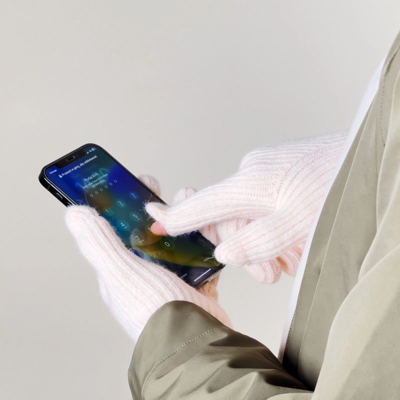 2. Braided phone gloves with cutouts for fingers - pink