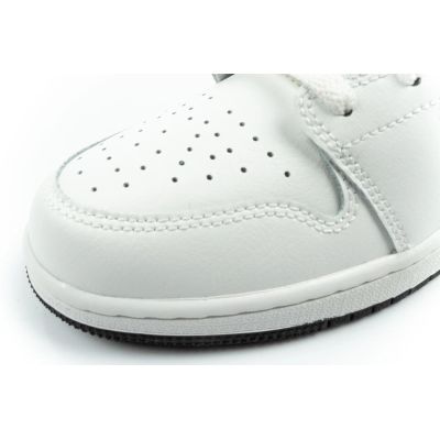 6. Nike Air Jordan 1 women's high-top sports shoes fashionable sneakers white black