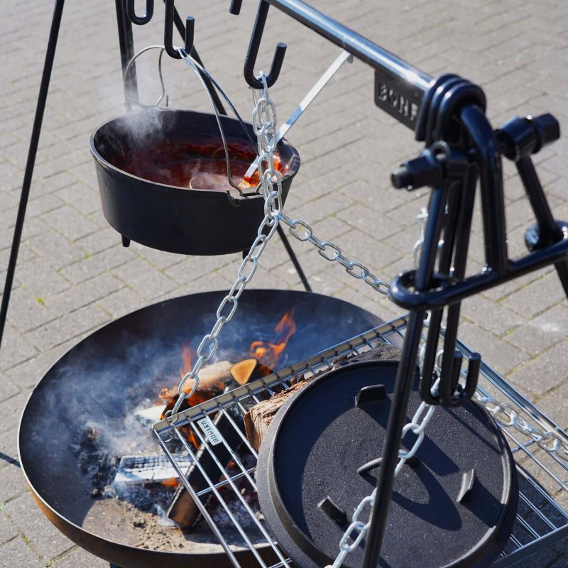 3. Bonfeu steel stand for the BFB fire pit