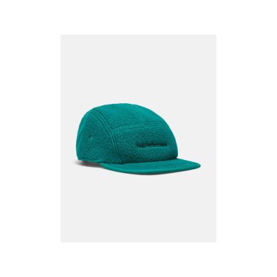 4. Peak Performance Fleece Cap Green