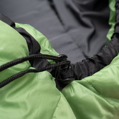 10. Alpinus Ultralight 850 AC18638 sleeping bag
