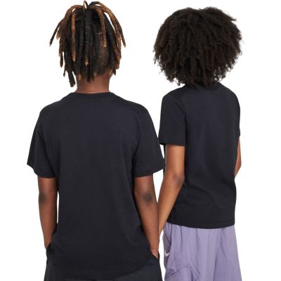 2. Nike Sportswear Kids T-Shirt Black FZ5177 010