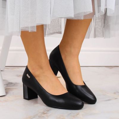 35. Sergio Leone W SK314A black decorative block heel pumps