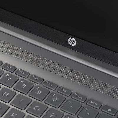 9. HP 17-CN3003D i3-N305 17.3" 8GB SSD256 BT Win11 Natural Silver (REPACK) 2Y