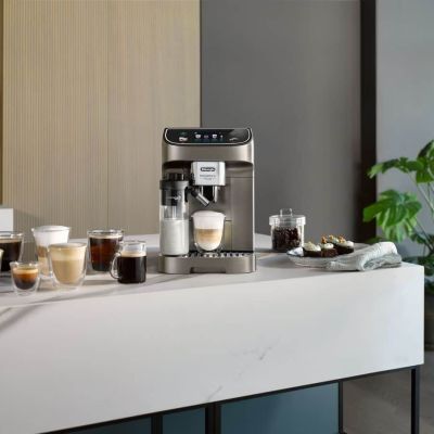 9. DeLonghi ECAM 320.70.TB espresso machine