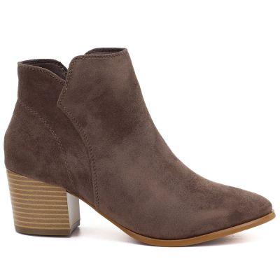 2. Women’s brown suede heeled ankle boots M.Daszyński MR2624-1