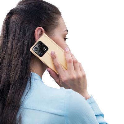 10. Dux Ducis Skin Pro Case Xiaomi 13 Pro Flip Card Wallet Gold Stand