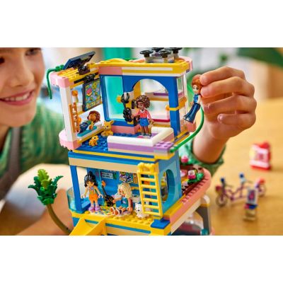 10. LEGO Friends 42689 - Heartlake Clubhouse