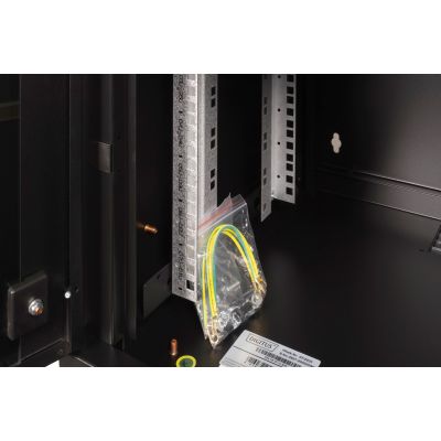 6. Digitus Unique 19" 7U wall-mounted network cabinet, 600x450, glass door, black, undivided, assembled, 100kg