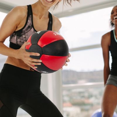 8. ENERO FIT MEDICINE BALL 2KG SYNTHETIC LEATHER