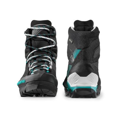 4. La Sportiva Aequilibrium ST Woman GTX ZFMS099K00B15 Black/Aqua