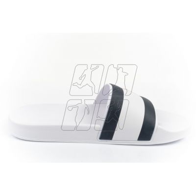 4. Tommy Hilfiger M FM0FM04236YBR flip-flops