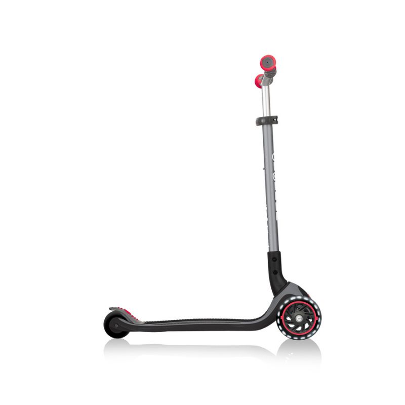 4. Globber Master Lights 3-wheel scooter 662-120-2 HS-TNK-000015844