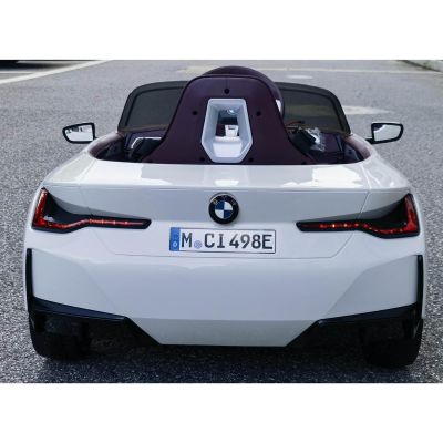 14. BATTERY-POWERED CAR LICENSE BMW i4 WHITE